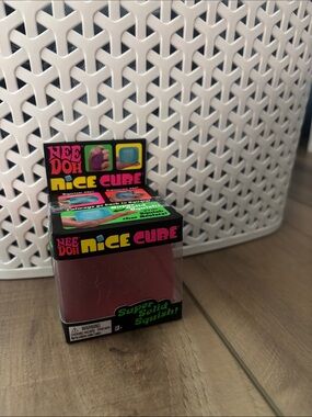 Nee Doh Nice Cube Super Solid Squish - pink